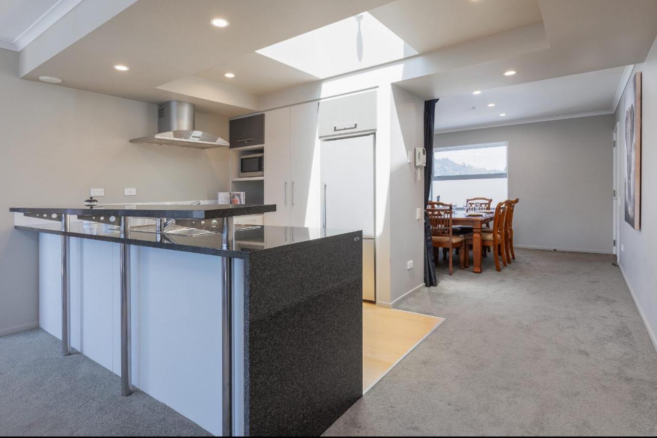 Astonishing Views Superb Waterfront Apartment ピクトン エクステリア 写真