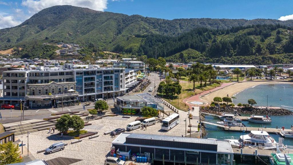 Astonishing Views Superb Waterfront Apartment ピクトン エクステリア 写真